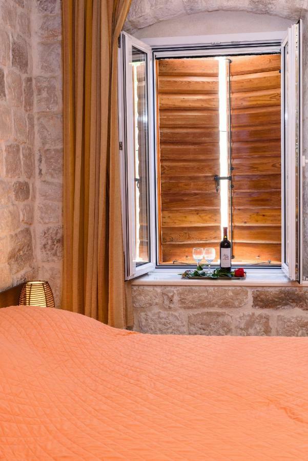 Apartments Dora -Free Parking Τρογκίρ Εξωτερικό φωτογραφία